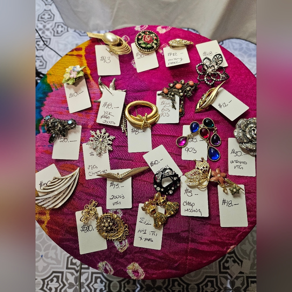 Assorted Gold and Silver Brooch Collection